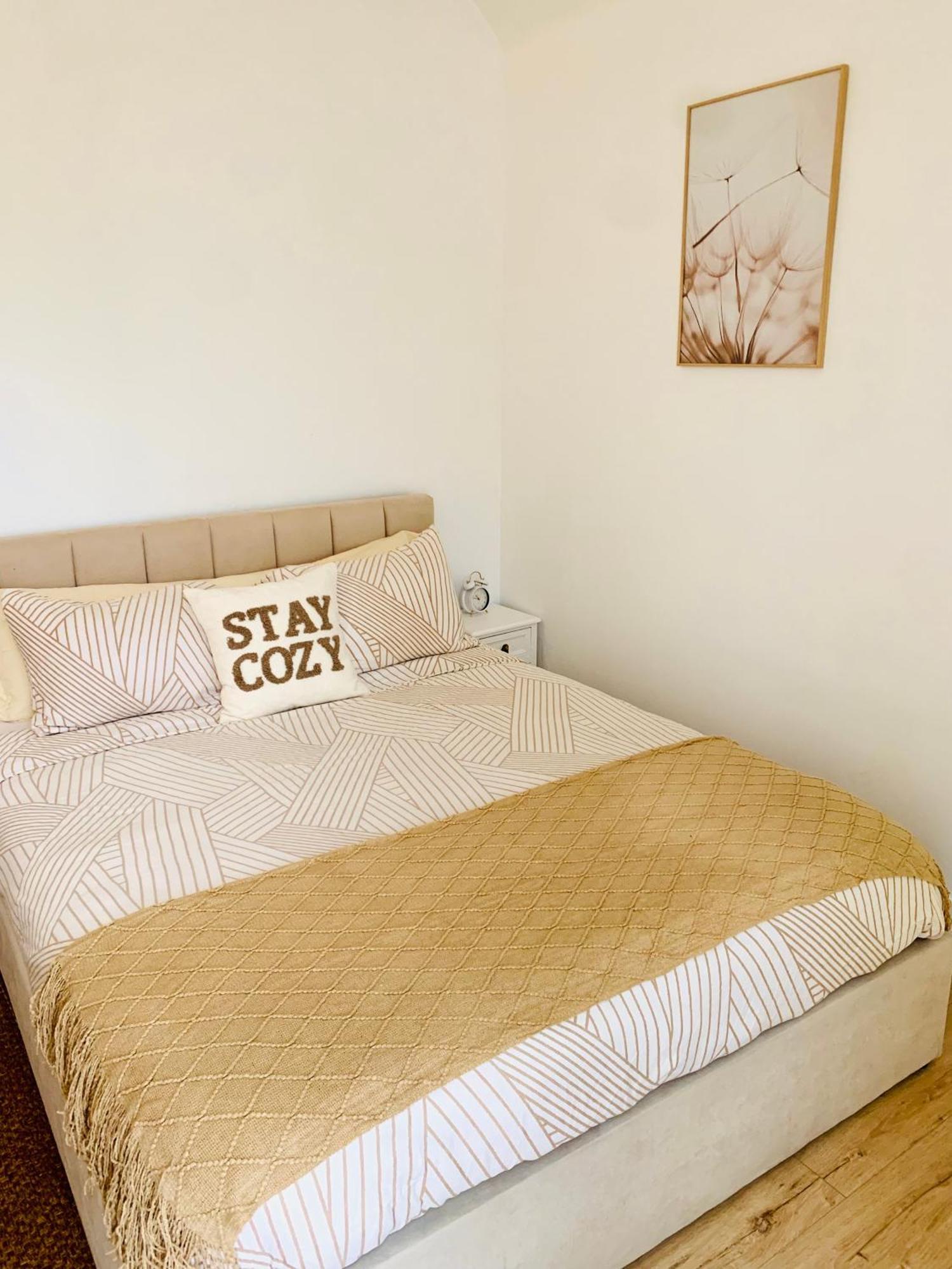 Le Bora Cosy House - T2 Lumineux Et Moderne A Proximite Du Metro Apartment Maisons-Alfort Luaran gambar